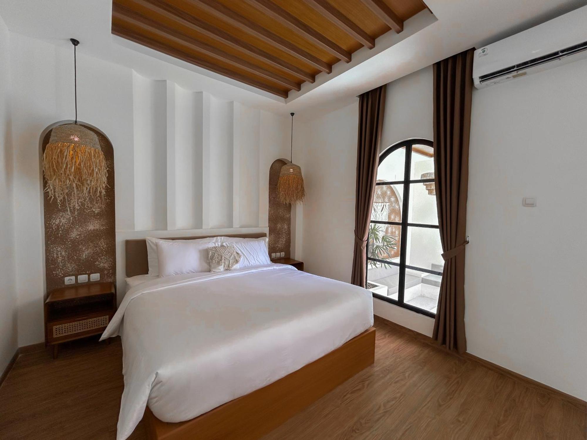 Tujuan Jogja Villas Arjuna With Private Pool Tugu Exterior photo