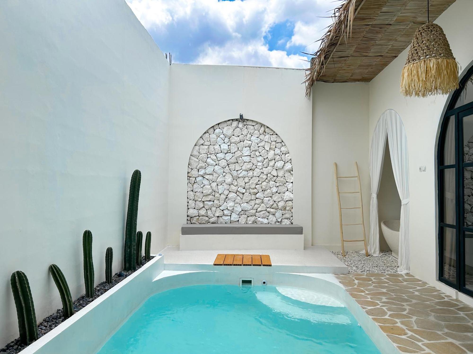 Tujuan Jogja Villas Arjuna With Private Pool Tugu Exterior photo